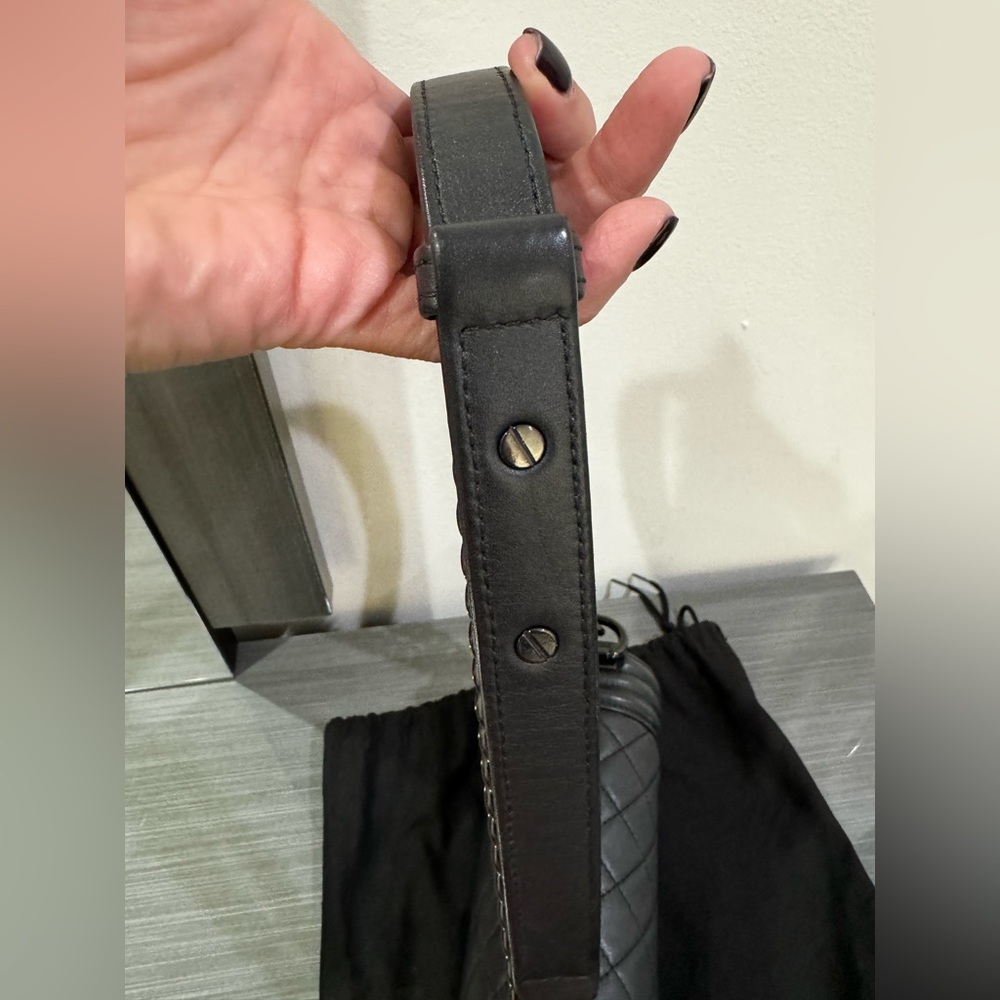 CHANEL Boy Small Black Calfskin Black Hardware - Picture 5 of 11